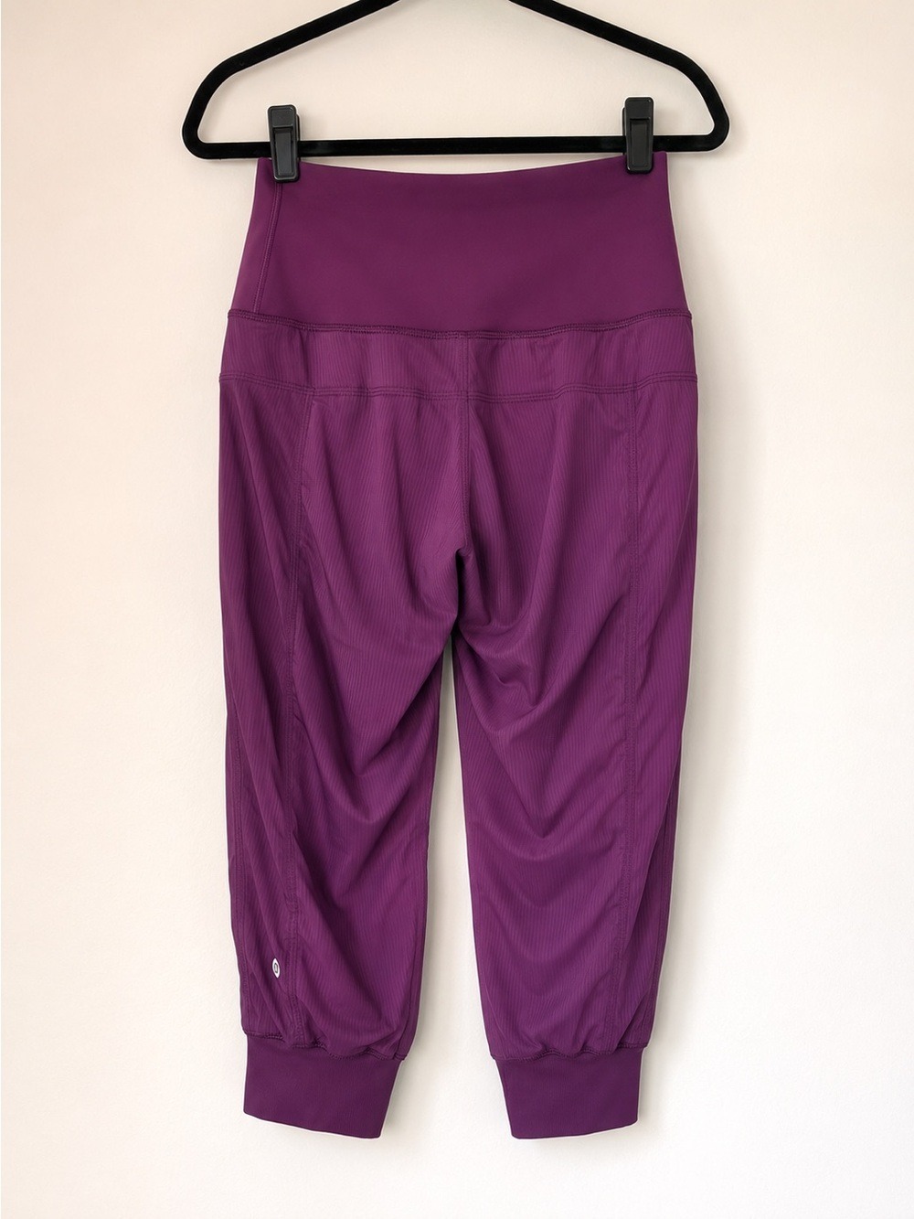 lululemon Studio Crop II Pants Size 6 Maroon Unlined Jogger - Picture 4 of 11
